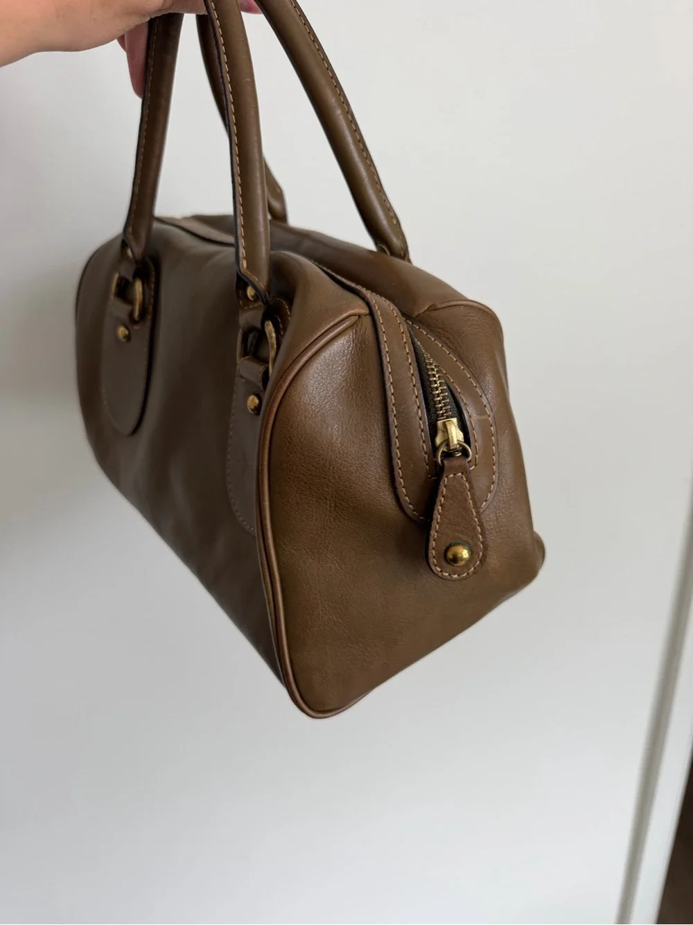 Banana Republic Classic Brown Leather Satchel Handbag